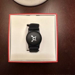 Orangetheory OTBeat Burn fitness tracker w/ new charging cord
